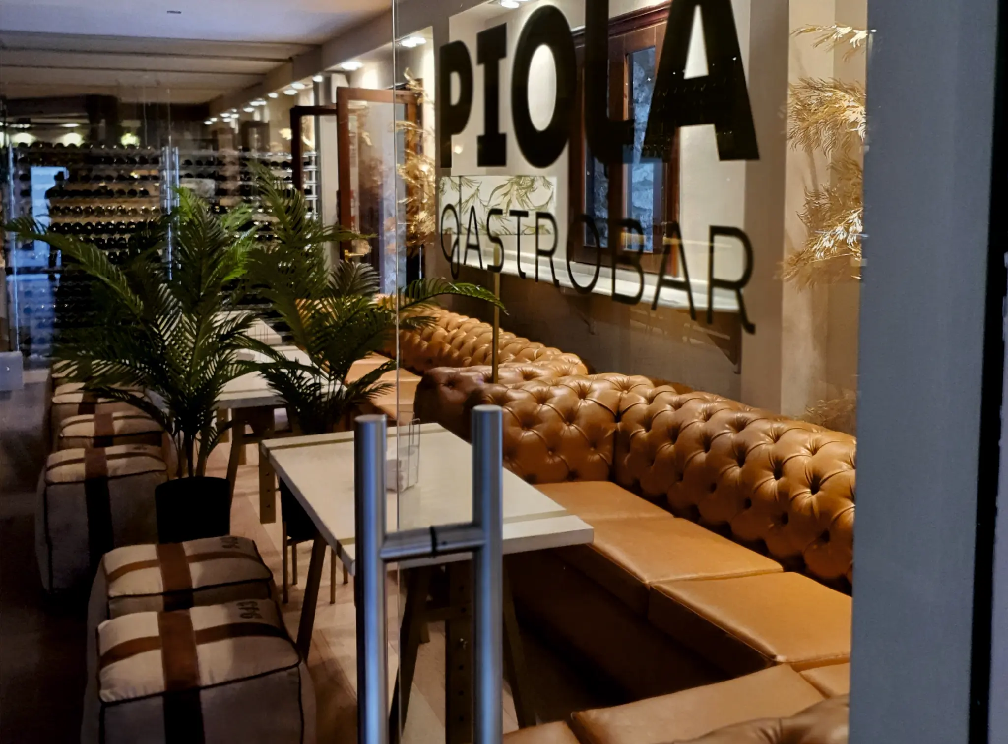 Interior de Piola Gastrobar